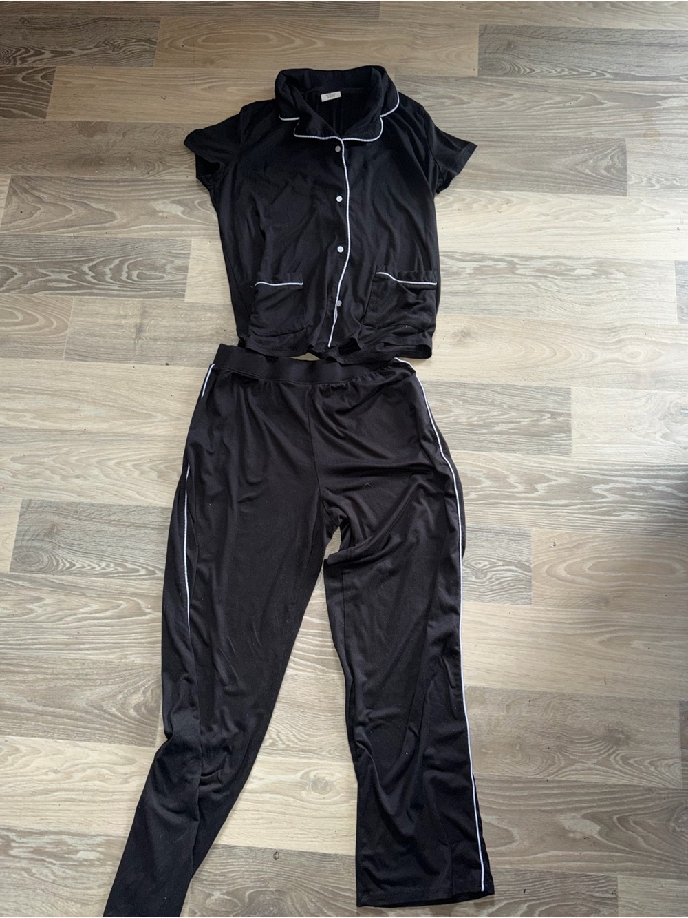 Women's Black Short-Sleeve Pajama Set with White Piping
